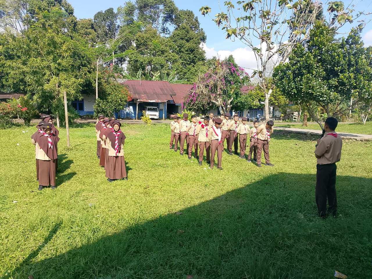 Kegiatan pramuka 2 hari satu malam dalam rangka class meeting smp bp ibnu Sina