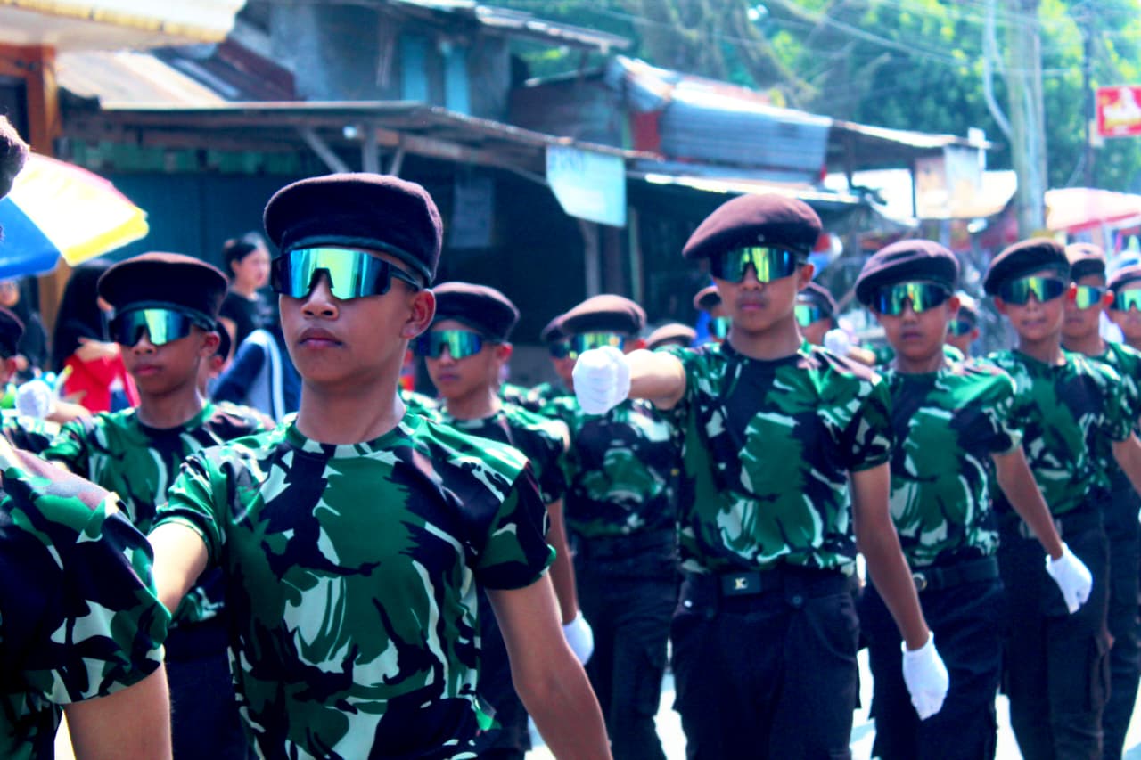Semangat Kemerdekaan Membara! MTs Dempo Darul Muttaqien Tampil dalam Lomba Baris-Berbaris Tingkat Kota Pagar Alam